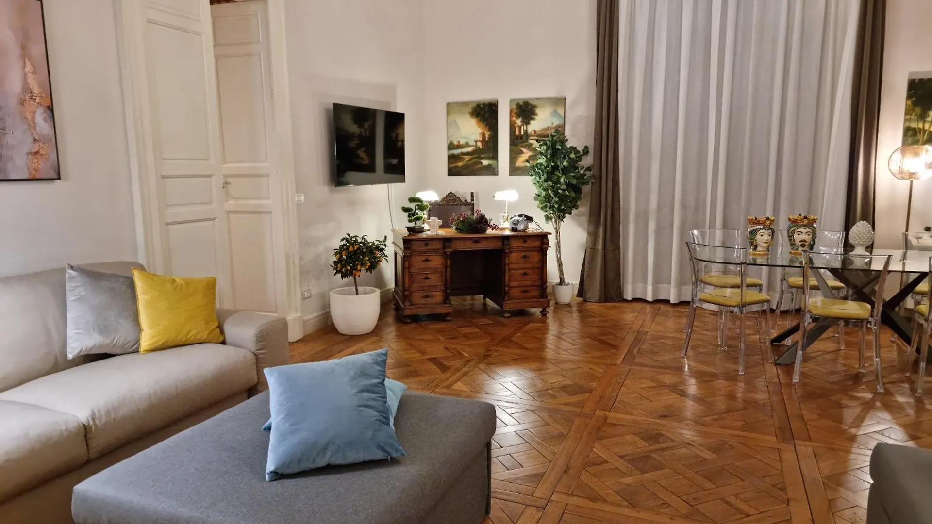 Luxury Historic Villa Near Catania, Taormina, The Sea And Mount Etna By Sicilian Relaxing Homes Giarre 0*,  Itália